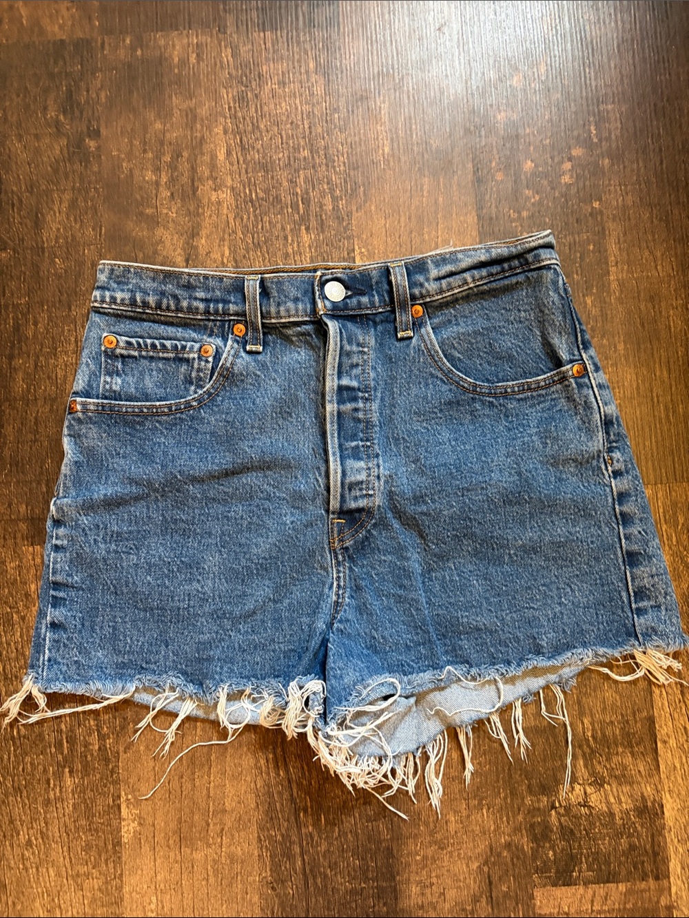 Levi’s Ribcage Denim Shorts